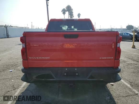 2022 Chevrolet Silverado 1500 Custom Trail Boss с VIN 3GCPDCEK7NG670582, выставлен на аукционе Copart как лот 68401775 с пробегом 9 560 миль миль и Списание • Salvage title. История ставок и продаж доступна на DreamBid. Изображение 6.