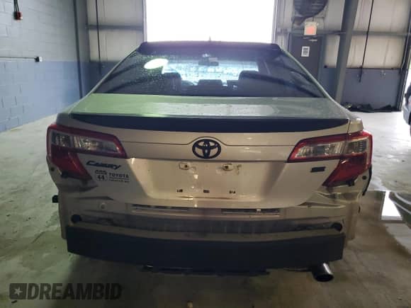 2013 Toyota Camry SE с VIN 4T1BF1FK5DU290655, выставлен на аукционе Copart как лот 85924075 с пробегом 136 853 миль миль и Чистый • Clean title. История ставок и продаж доступна на DreamBid. Изображение 6.