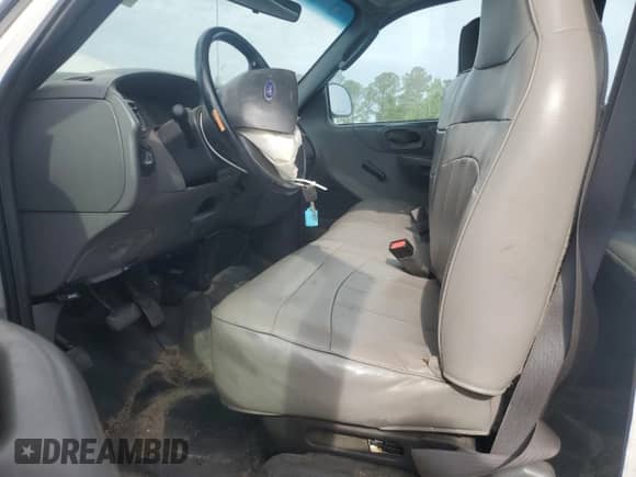 2004 Ford F-150 XL с VIN 2FTRX17294CA68652, выставлен на аукционе Copart как лот 53442525 с пробегом Не указан миль и Списание • Salvage title. История ставок и продаж доступна на DreamBid. Изображение 7.