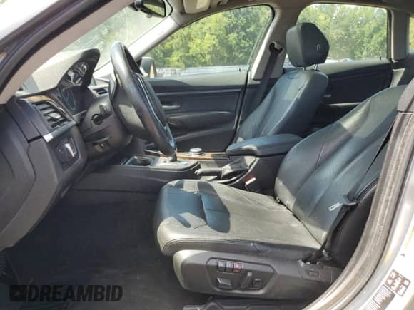 2015 BMW 3 Series 328i Gran Turismo xDrive с VIN WBA8Z5C56FGS36856, выставлен на аукционе Copart как лот 70251235 с пробегом Не указан миль и Чистый • Clean title. История ставок и продаж доступна на DreamBid. Изображение 7.