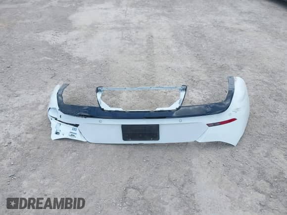 2024 Land Rover Range Rover Sport Dynamic SE with VIN SAL1L9FUXRA189122, listed as a IAAI auction lot 42518874 with 22,063 mi miles and . Bid and sale history available at DreamBid. Image 12.