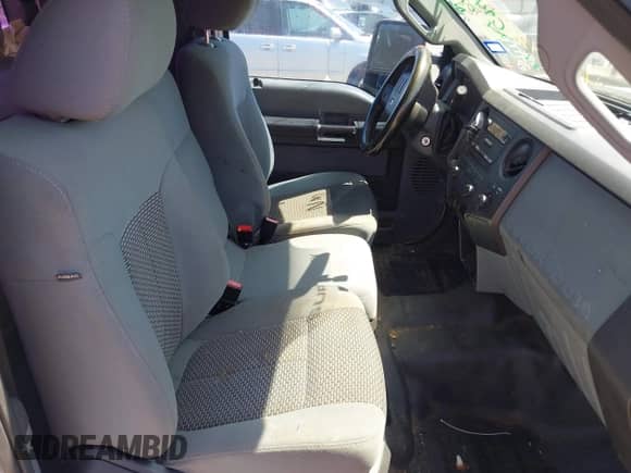 2011 Ford F-250 XL с VIN 1FT7X2A62BEC94502, выставлен на аукционе IAAI как лот 42824436 с пробегом 238 182 миль миль и . История ставок и продаж доступна на DreamBid. Изображение 5.