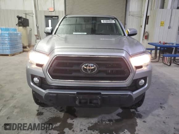 2022 Toyota Tacoma TRD Off Road with VIN 3TYCZ5AN2NT070103, listed as a Copart auction lot 81084885 with 40,895 mi miles and Salvage title. Bid and sale history available at DreamBid. Image 5.