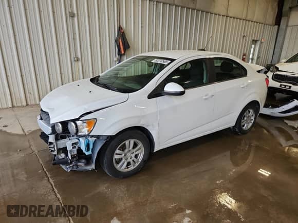 2015 Chevrolet Sonic LT с VIN 1G1JC5SHXF4192405, выставлен на аукционе Copart как лот 82070565 с пробегом 62 492 миль миль и На запчасти • Non repairable. История ставок и продаж доступна на DreamBid. Изображение 1.