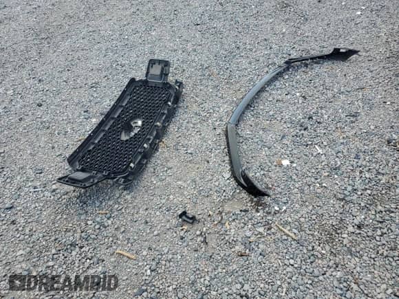 2018 Ford F-150 XL с VIN 1FTEX1CPXJFC98040, выставлен на аукционе Copart как лот 67893585 с пробегом 136 678 миль миль и Списание • Salvage title. История ставок и продаж доступна на DreamBid. Изображение 12.