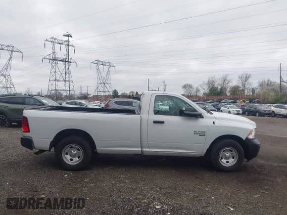 2022 Ram 1500 Tradesman с VIN 3C6JR6DG4NG330058, выставлен на аукционе IAAI как лот 41903518 с пробегом 41 210 миль миль и . История ставок и продаж доступна на DreamBid. Изображение 13.