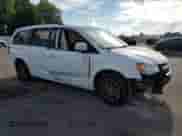 2017 Dodge Grand Caravan SXT with VIN 2C4RDGCG3HR790246, listed as a Copart auction lot 69857795 with 155,074 mi miles and Salvage title. Bid and sale history available at DreamBid. Image 4.