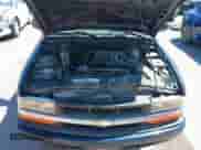 2002 Chevrolet S-10 LS с VIN 1GCCS19WX28140128, выставлен на аукционе IAAI как лот 43009541 с пробегом 210 511 миль миль и . История ставок и продаж доступна на DreamBid. Изображение 10.