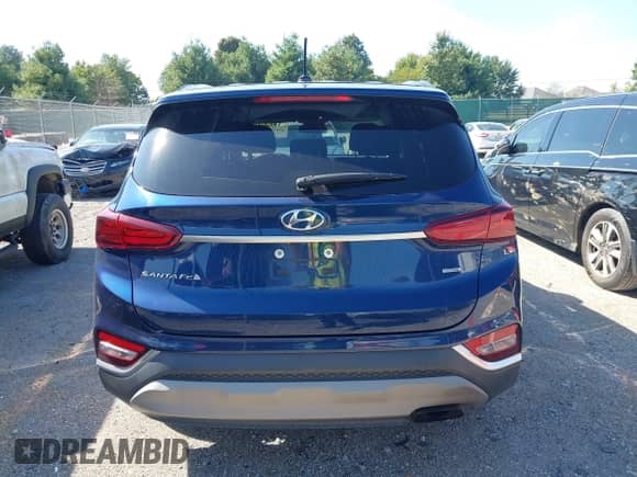 2020 Hyundai Santa Fe SE with VIN 5NMS2CAD5LH229638, listed as a IAAI auction lot 43171267 with 126,613 mi miles and . Bid and sale history available at DreamBid. Image 16.