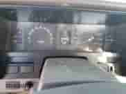 1990 Nissan Frontier z VIN 1N6SD11SXLC348469, wystawiony jako Copart lot #43247865 z przebiegiem 242 347 mil mil oraz Szkoda całkowita • Salvage title. Historia ofert i sprzedaży dostępna na DreamBid. Obrazek 9.