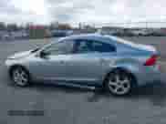 2013 Volvo S60 T5 с VIN YV1612FH8D2176864, выставлен на аукционе IAAI как лот 41876937 с пробегом 208 435 миль миль и . История ставок и продаж доступна на DreamBid. Изображение 14.