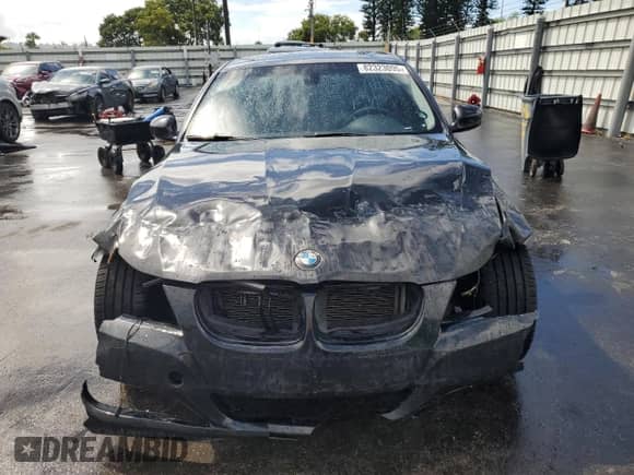 2011 BMW 3 Series 328i с VIN WBAPH7C5XBE126053, выставлен на аукционе Copart как лот 82323095 с пробегом 111 086 миль миль и Списание • Salvage title. История ставок и продаж доступна на DreamBid. Изображение 5.