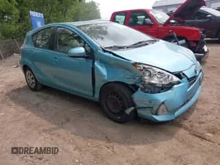 2014 Toyota Prius One with VIN JTDKDTB34E1086145, listed as a IAAI auction lot 42428935 with 121,874 mi miles and . Bid and sale history available at DreamBid. Image 1.