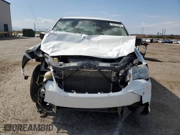 2016 Dodge Grand Caravan American Value with VIN 2C4RDGBG8GR204687, listed as a Copart auction lot 70213165 with 177,782 mi miles and Salvage title. Bid and sale history available at DreamBid. Image 5.