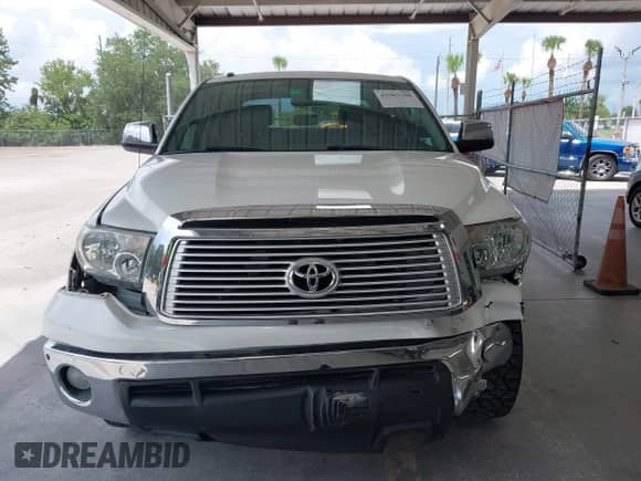 2013 Toyota Tundra Limited с VIN 5TFHW5F15DX321804, выставлен на аукционе IAAI как лот 42903708 с пробегом 114 587 миль миль и . История ставок и продаж доступна на DreamBid. Изображение 12.