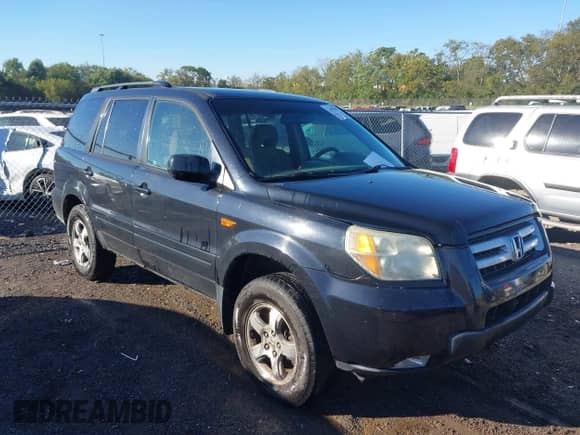 2006 Honda Pilot EX z VIN 5FNYF18416B002655, wystawiony jako IAAI lot #43407605 z przebiegiem 325 717 mil mil oraz . Historia ofert i sprzedaży dostępna na DreamBid. Obrazek 6.