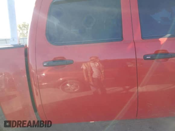 2013 Chevrolet Silverado 1500 LT с VIN 3GCPKSEA6DG108758, выставлен на аукционе Copart как лот 77174554 с пробегом Не указан миль и На запчасти • Non repairable. История ставок и продаж доступна на DreamBid. Изображение 10.