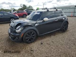 2012 MINI Hardtop S с VIN WMWSV3C5XCT387238, выставлен на аукционе Copart как лот 71778765 с пробегом 145 695 миль миль и Списание • Salvage title. История ставок и продаж доступна на DreamBid. Изображение 1.
