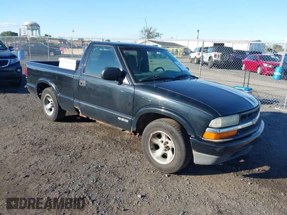 2002 Chevrolet S-10 с VIN 1GCCS145128194643, выставлен на аукционе IAAI как лот 43392396 с пробегом 251 096 миль миль и . История ставок и продаж доступна на DreamBid. Изображение 1.