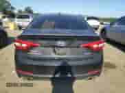 2015 Hyundai Sonata Sport с VIN 5NPE34AF6FH255738, выставлен на аукционе Copart как лот 71082155 с пробегом 93 668 миль миль и Списание • Salvage title. История ставок и продаж доступна на DreamBid. Изображение 6.