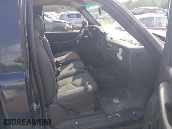 2006 Chevrolet Silverado 1500 Work Truck с VIN 3GCEK14V46G251278, выставлен на аукционе IAAI как лот 42353230 с пробегом 88 084 миль миль и . История ставок и продаж доступна на DreamBid. Изображение 5.