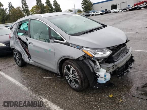 2020 Chevrolet Bolt EV Premier с VIN 1G1FZ6S01L4125708, выставлен на аукционе Copart как лот 45544553 с пробегом 26 066 миль миль и . История ставок и продаж доступна на DreamBid. Изображение 4.