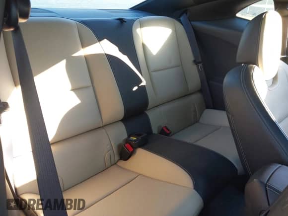 2015 Chevrolet Camaro LT z VIN 2G1FF1E39F9262642, wystawiony jako IAAI lot #43460141 z przebiegiem 26 652 mil mil oraz . Historia ofert i sprzedaży dostępna na DreamBid. Obrazek 8.