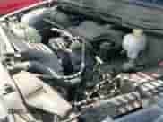2006 Dodge 1500 SLT z VIN 1D7HA18216S546031, wystawiony jako IAAI lot #42443697 z przebiegiem 133 723 mil mil oraz . Historia ofert i sprzedaży dostępna na DreamBid. Obrazek 19.