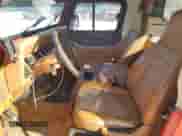 1995 Jeep Wrangler S z VIN 1J4FY19P0SP273985, wystawiony jako Copart lot #86147925 z przebiegiem 108 558 mil mil oraz Szkoda całkowita • Salvage title. Historia ofert i sprzedaży dostępna na DreamBid. Obrazek 7.