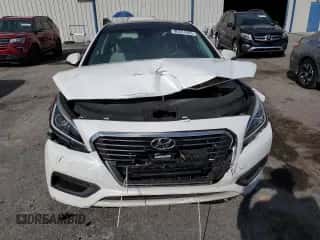 2017 Hyundai Sonata Limited z VIN KMHE34L38HA067876, wystawiony jako Copart lot #90331455 z przebiegiem 115 919 mil mil oraz Szkoda całkowita • Salvage title. Historia ofert i sprzedaży dostępna na DreamBid. Obrazek 5.