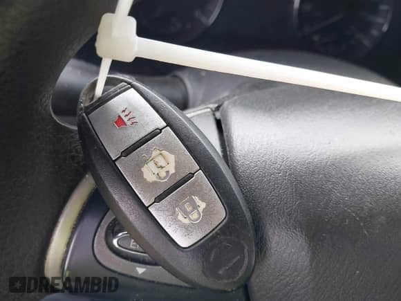 2018 Nissan Pathfinder SV with VIN 5N1DR2MM9JC608594, listed as a IAAI auction lot 43260937 with 208,513 mi miles and . Bid and sale history available at DreamBid. Image 11.