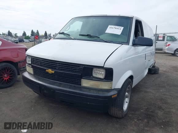 2003 Chevrolet Astro Cargo с VIN 1GCDM19X43B125281, выставлен на аукционе IAAI как лот 41670414 с пробегом 272 733 миль миль и . История ставок и продаж доступна на DreamBid. Изображение 2.