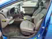 2018 Hyundai Elantra Limited с VIN KMHD84LF2JU452054, выставлен на аукционе Copart как лот 63583055 с пробегом 74 191 миль миль и Списание • Salvage title. История ставок и продаж доступна на DreamBid. Изображение 7.