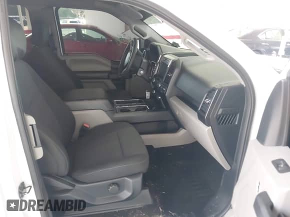 2018 Ford F-150 XL z VIN 1FTEX1EP0JFA76894, wystawiony jako IAAI lot #43201407 z przebiegiem 94 784 mil mil oraz . Historia ofert i sprzedaży dostępna na DreamBid. Obrazek 5.