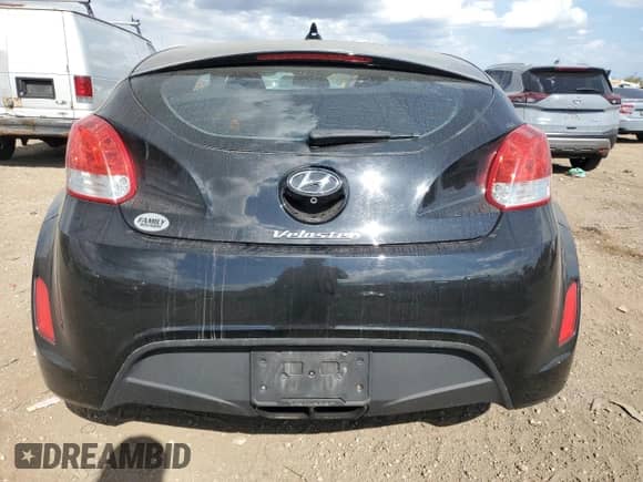 2016 Hyundai Veloster с VIN KMHTC6AD6GU252567, выставлен на аукционе Copart как лот 84803035 с пробегом 39 835 миль миль и Списание • Salvage title. История ставок и продаж доступна на DreamBid. Изображение 6.