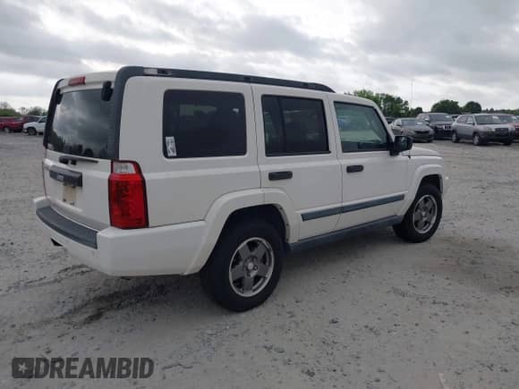 2006 Jeep Commander with VIN 1J8HH48K76C229610, listed as a IAAI auction lot 41961432 with 160,971 mi miles and . Bid and sale history available at DreamBid. Image 4.