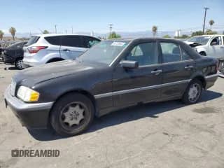 2000 Mercedes-Benz C 230/260/280/320 z VIN WDBHA29G1YA865169, wystawiony jako Copart lot #64120844 z przebiegiem Nie podano mil oraz Czysty tytuł • Clean title. Historia ofert i sprzedaży dostępna na DreamBid. Obrazek 1.
