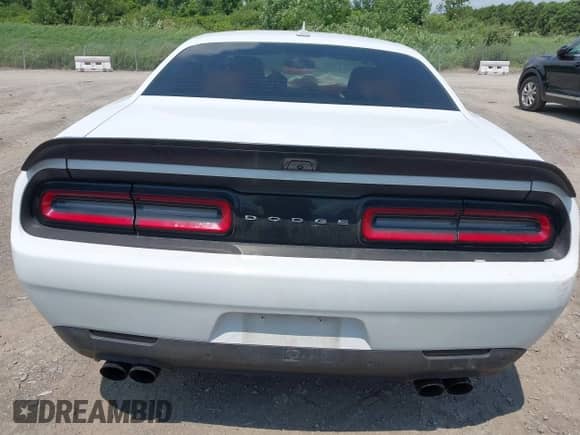 2019 Dodge Challenger SRT Hellcat with VIN 2C3CDZC92KH581410, listed as a IAAI auction lot 42674192 with 30,717 mi miles and . Bid and sale history available at DreamBid. Image 17.