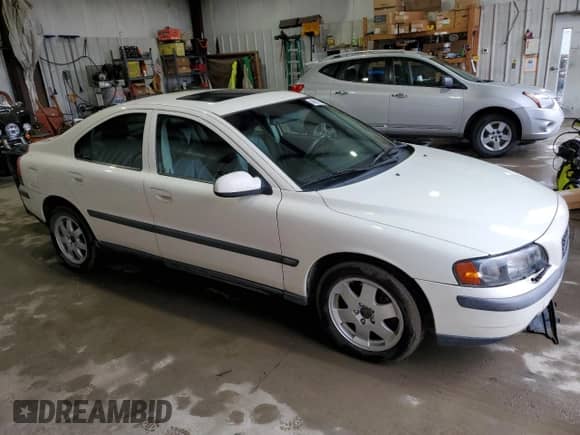 2002 Volvo S60 с VIN YV1RH58D022172714, выставлен на аукционе Copart как лот 48609244 с пробегом 125 136 миль миль и Списание • Salvage title. История ставок и продаж доступна на DreamBid. Изображение 4.