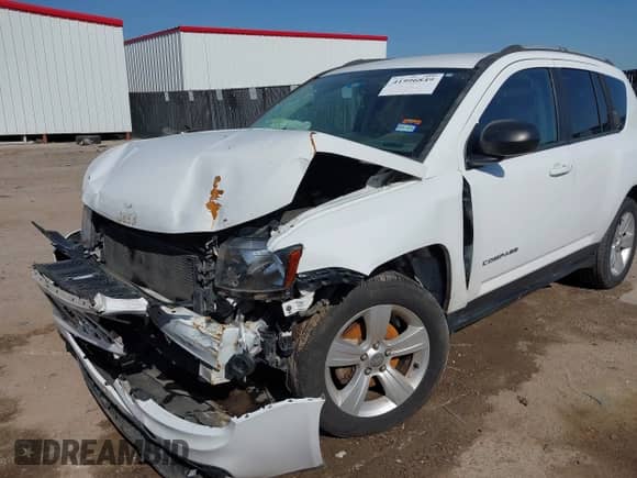2017 Jeep Compass Sport с VIN 1C4NJCBA5HD123887, выставлен на аукционе IAAI как лот 41996849 с пробегом 145 477 миль миль и . История ставок и продаж доступна на DreamBid. Изображение 6.