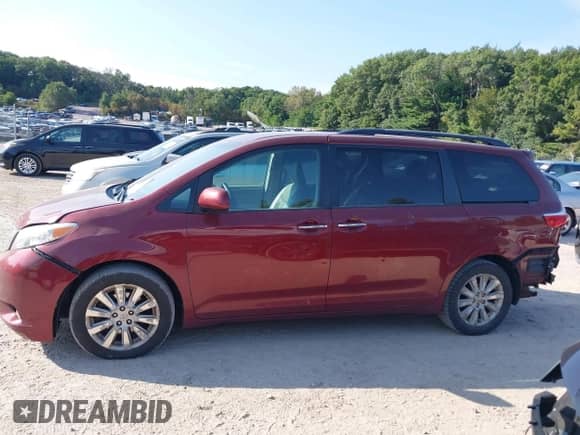 2015 Toyota Sienna Limited with VIN 5TDDK3DC9FS101903, listed as a IAAI auction lot 43180590 with 151,869 mi miles and . Bid and sale history available at DreamBid. Image 14.