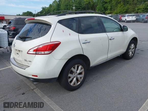2011 Nissan Murano SV z VIN JN8AZ1MW8BW177415, wystawiony jako IAAI lot #42901507 z przebiegiem 112 335 mil mil oraz . Historia ofert i sprzedaży dostępna na DreamBid. Obrazek 4.