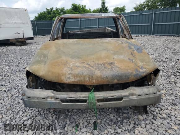 2006 Chevrolet Silverado 1500 Work Truck с VIN 3GCEK14V46G184021, выставлен на аукционе Copart как лот 65233325 с пробегом Не указан миль и На запчасти • Non repairable. История ставок и продаж доступна на DreamBid. Изображение 5.