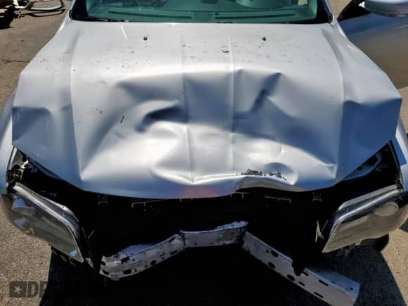 2022 Chrysler 300 Touring L с VIN 2C3CCADG1NH131527, выставлен на аукционе Copart как лот 84390315 с пробегом 66 024 миль миль и Списание • Salvage title. История ставок и продаж доступна на DreamBid. Изображение 11.