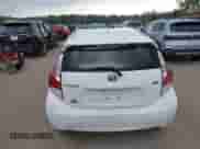 2015 Toyota Prius One z VIN JTDKDTB38F1576685, wystawiony jako IAAI lot #43028634 z przebiegiem 153 700 mil mil oraz . Historia ofert i sprzedaży dostępna na DreamBid. Obrazek 17.