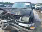 1998 Nissan Frontier XE с VIN 1N6DD26S4WC358779, выставлен на аукционе IAAI как лот 42401882 с пробегом Не указан миль и . История ставок и продаж доступна на DreamBid. Изображение 6.