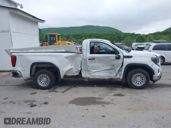 2023 GMC Sierra 1500 Pro with VIN 3GTNHAEK4PG295365, listed as a IAAI auction lot 42231813 with 78,017 mi miles and . Bid and sale history available at DreamBid. Image 14.