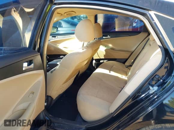 2013 Hyundai Sonata GLS с VIN 5NPEB4AC2DH643880, выставлен на аукционе IAAI как лот 43074127 с пробегом 193 558 миль миль и . История ставок и продаж доступна на DreamBid. Изображение 8.