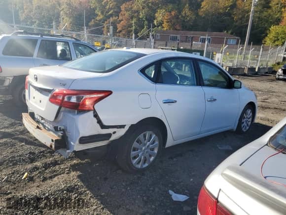 2017 Nissan Sentra SR with VIN 3N1AB7AP9HY258282, listed as a Copart auction lot 87017905 with 68,838 mi miles and Salvage title. Bid and sale history available at DreamBid. Image 3.