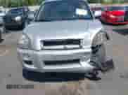 2007 Hyundai Tucson SE z VIN KM8JN72D67U503903, wystawiony jako IAAI lot #42471029 z przebiegiem 234 409 mil mil oraz . Historia ofert i sprzedaży dostępna na DreamBid. Obrazek 12.